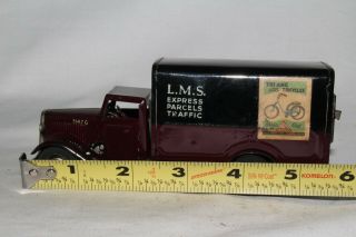 Triang Minic 1940 ' s LMS Delivery Truck, 9