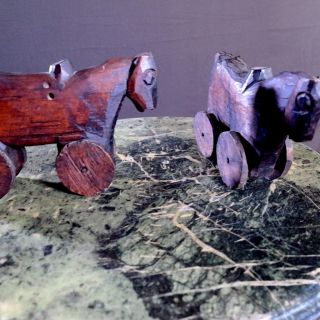 Antique Pair Carved Wood Horses On Wheels - Primitive Toys - Folk Art - Arts & Crafts 2