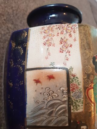 Antique Japanese satsuma vases 12