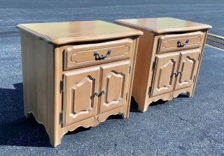 Ethan Allen Country French Maple Nightstands 3