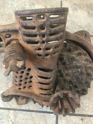 Antique Corn Sheller Hand Crank Steampunk