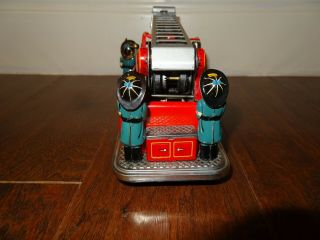 RARE VTG NOMURA FIRE ENGINE HOOK & LADDER TRUCK TIN LITHO TOY BATTERY OP FD 6097 4