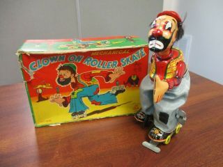 Vintage Tps Japan Tin Litho Wind Up Mechanical Clown On Roller Skates & Box