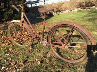 Vintage Klinedinst Women’s Bicycle York Pa Made Garden Art Rusty 3
