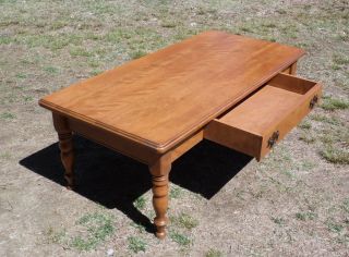 Vintage Ethan Allen Baumritter Maple Early American Colonial style Coffee Table 7