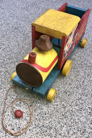 RARE 1941 Vintage Fisher Price Peter Bunny Train Engine Pull Toy W/String 70,  Yr 7