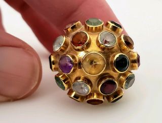 VINTAGE 50 ' s MODERNIST 18K GOLD MULTI - GEMSTONE SPUTNIK DOMED RING - Lrg Sz 12.  25 9