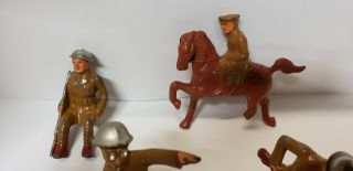 VINTAGE BARCLAY,  MANOIL,  LEAD FIGURES SOLDIERS 5 figures 5