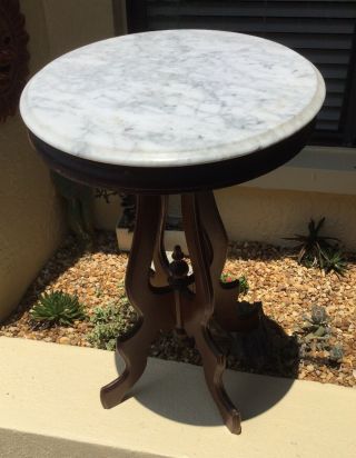 Antq Victorian Eastlake Carved Walnut Marble Top Parlor / Side End Table