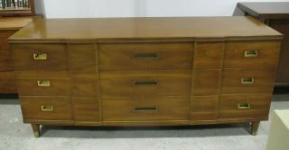 JOHN WIDDICOMB WALNUT 9 DRAWER LONG DRESSER mid century campaign asian modern 2