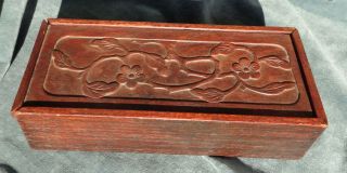 Cina (china) : Old And Fine Chinese Carved Hard Wood Box