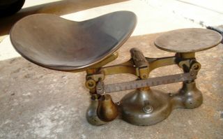 Old Jacobs No.  3 Balance Scale Of York Great & Has Brass Tray