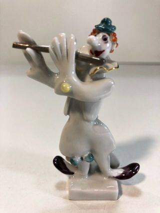 A Meissen Porcelain Figure Of A Clown Playing A Flute/orchestra Player/handmade