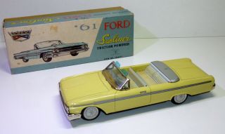 Yonezawa (Japan) 1961 Tin FORD SUNLINER CONVERTIBLE 2