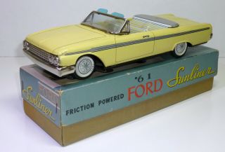 Yonezawa (Japan) 1961 Tin FORD SUNLINER CONVERTIBLE 3