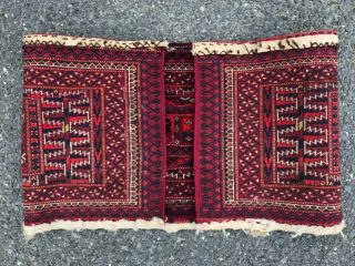 ANTIQUE TURKOMAN TORBA RUG 1’ 3” X 3’ 11” 12