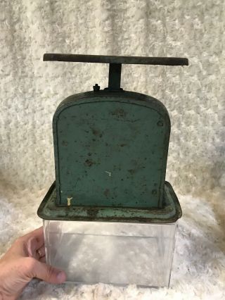 Vintage Universal LFC Landers,  Frary & Clark SCALE 24 Lbs Green 8