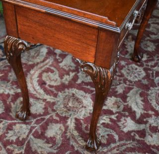 1940s English Chippendale Mahogany side tables / End Tables one Drawer 10