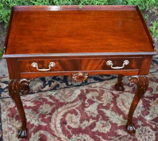 1940s English Chippendale Mahogany side tables / End Tables one Drawer 3