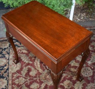1940s English Chippendale Mahogany side tables / End Tables one Drawer 4