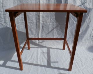 Three Harvey Ellis Stickley Nested Cherry Tables with Inlays 3