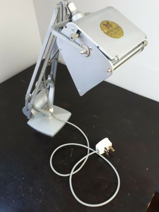 Horstman Pluslite Magnifying Lamp