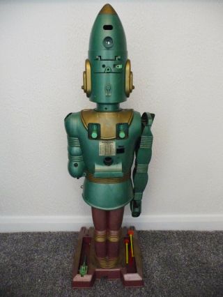 Big Loo Giant Moon Robot; Marx Toys 1963; Rare toy robot friend 4