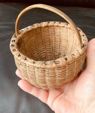 Rare Miniature Antique 19th C.  Taghkanic/taconic/bushwacker Basket.  5 - 1/4 " Aafa