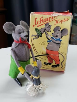 Schuco Hopsa Dancing Mouse & Baby Wind Up Toy Us Zone Germany No Key W/ Box