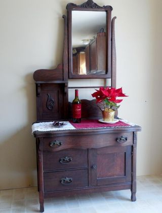 Oak And Chestnut Washstand - All With Mirror,  Shelf And Towel Bar