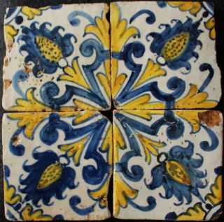 4 Portuguese polychrome antique tiles from 17th Century 2