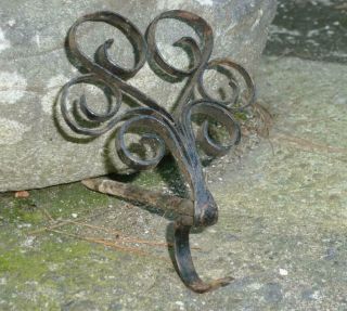 18th C Antique Wrought Iron Colonial American Betty Lamp Lighting Spike Heart