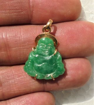 CINA (China) : Old Chinese green jade Buddha and gold pendant 2