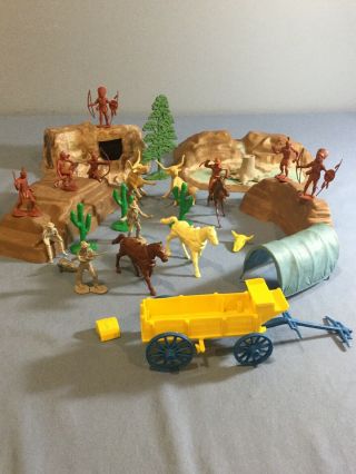 MARX WAGON TRAIN / Vintage Toy Scenery 11