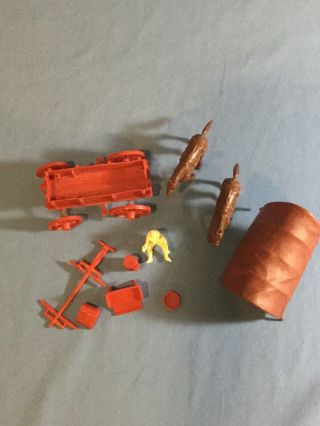 MARX WAGON TRAIN / Vintage Toy Rust Red Cover. 9