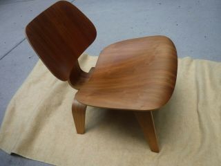 Herman Miller Charles Eames Lcw Wood Lounge Chair Walnut 2005