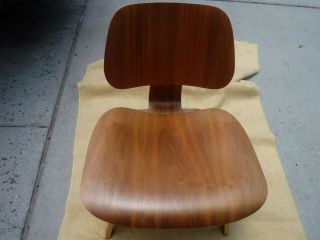 Herman Miller Charles Eames LCW Wood Lounge Chair Walnut 2005 2