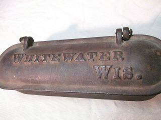 ANTIQUE WHITEWATER WISCONSIN TRACTOR IMPLEMENT CAST IRON TOOL BOX IHC JOHN DEERE 2