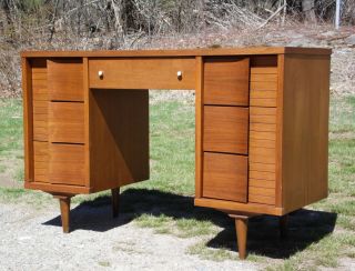 Vintage Mid Century Modern Johnson Carper Fashion Trend Double Pedestal Desk 2