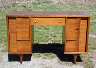 Vintage Mid Century Modern Johnson Carper Fashion Trend Double Pedestal Desk 8