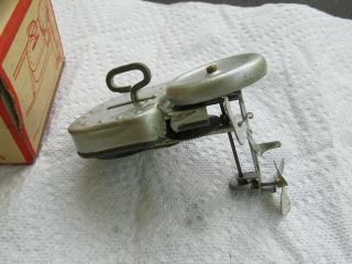 Vintage Lindstrom Toy Wind - Up Outboard Boat Motor No.  204 - 8