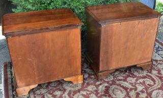 1960s Pennsylvania House cherry nightstands / bedside end tables 12