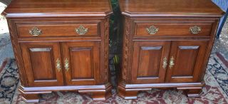 1960s Pennsylvania House cherry nightstands / bedside end tables 3