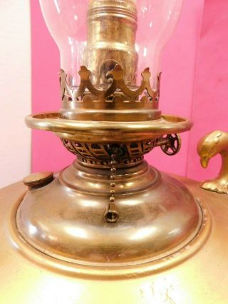 ANTIQUE OIL KEROSENE B&H MILLER VICTORIAN BANQUET LAMP GLASS PINK SWIFT BIRD 10