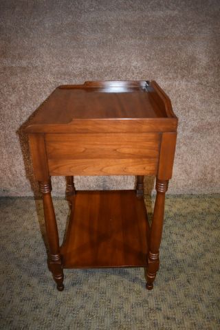 Vintage Henkel - Harris Solid Cherry Colonial Style Side Table w/Drawer 4