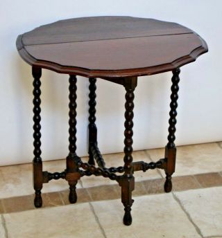 Petite Antique English Oak Barley Twist Gate Leg drop leaf Table Round scallop 2