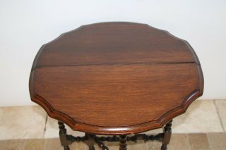 Petite Antique English Oak Barley Twist Gate Leg drop leaf Table Round scallop 4