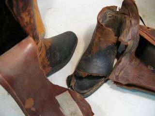 VTG ANTIQUE PEAL &CO LEATHER RIDING BOOT w WOOD KEY HOLLOWED STRETCHER TREE FORM 12