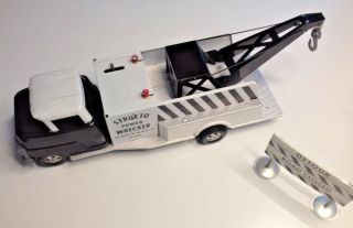 Structo Wrecker Tow Truck 4