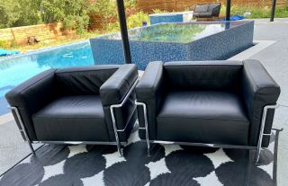 Two Authentic Cassina LC3 Mid - Century ModernArmchairs Deisgned By Le Crobusier 10
